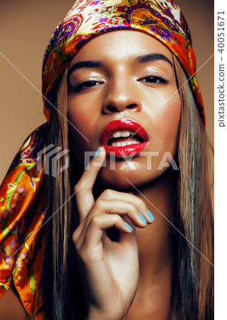 beauty bright real african woman with creative make up, shawl on beauty bright real african woman with creative make up, shawl on 40051671