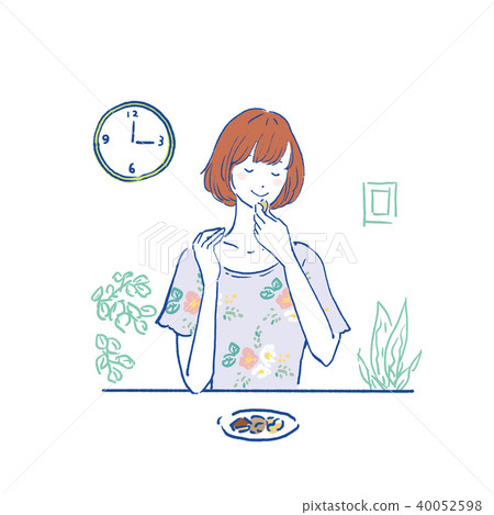 Woman eating nuts 40052598