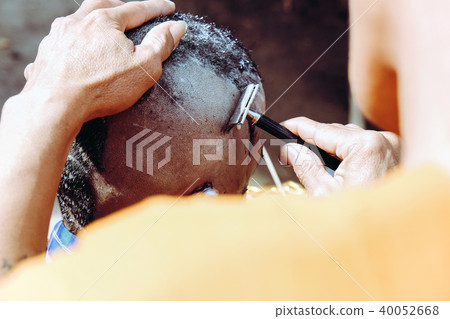 Buddhist Ordination 40052668