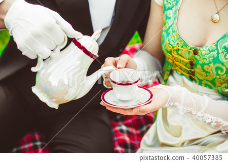 Aristocrats drink tea Aristocrats drink tea 40057385