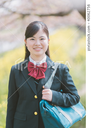 high school girl, high school student, spring 40062756