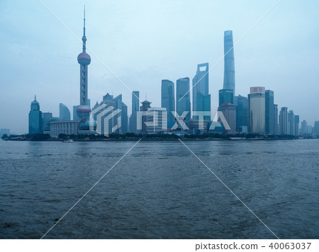 上海,中國/上海浦東摩天大樓的摩天大樓 上海,中國/上海浦東摩天大樓的摩天大樓 40063037