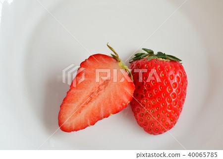 美味的草莓 40065785