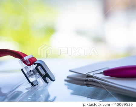 Business image · document · ID card · fresh green · female 40069586
