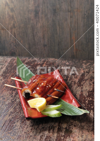 eel cuisine eel cuisine 40071424