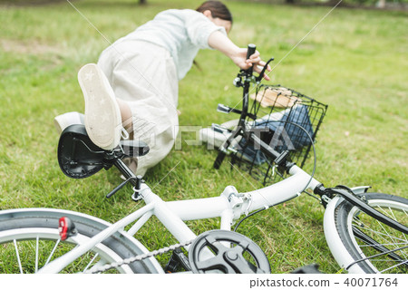 Cycling Cycling 40071764