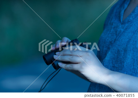 女子 40071855