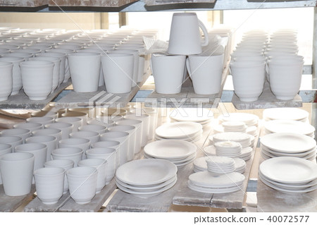 Vietnam Hanoi Ceramics 40072577