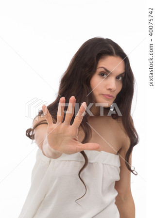 Portrait of an angry brunette woman Portrait of an angry brunette woman 40075742