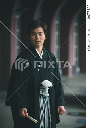hakama with family crest, male, man 40077195