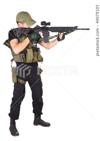 mercenary with m16 rifle 40079105