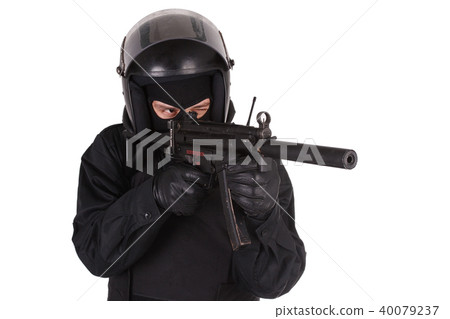 anti-terrorist policeman in black uniform anti-terrorist policeman in black uniform 40079237