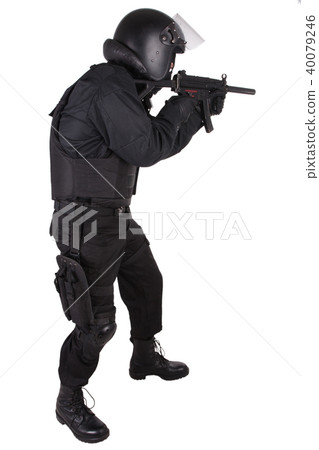 anti-terrorist policeman in black uniform anti-terrorist policeman in black uniform 40079246