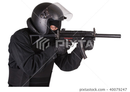 anti-terrorist policeman in black uniform anti-terrorist policeman in black uniform 40079247