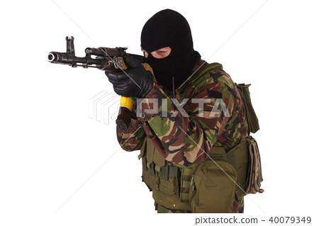 Ukrainian volunteer with kalashnikov rifle Ukrainian volunteer with kalashnikov rifle 40079349