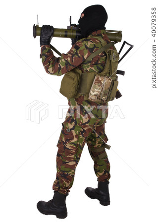 Ukrainian volunteer with RPG grenade launcher 40079358