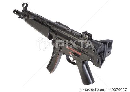 submachine gun MP5 isolated 40079637