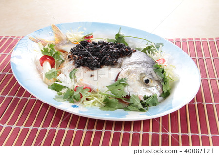 fish cuisine 40082121