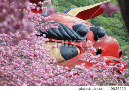 The hill-shaped head of the Nihonchi-fu-doji 40082213