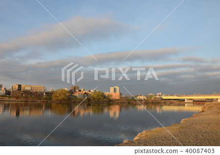Morning and bridge of Tama River Morning and bridge of Tama River 40087403