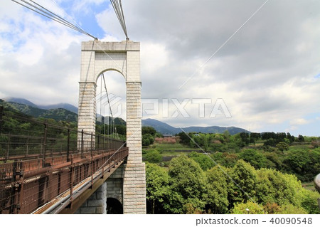神奈川縣茅野市奇諾戶川公園風吊橋 40090548