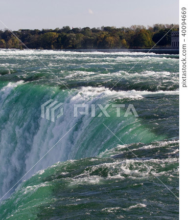 Postcard with a powerful Niagara waterfall 40094669