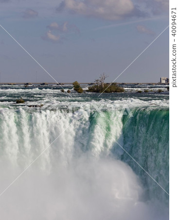 Background with an amazing Niagara waterfall 40094671