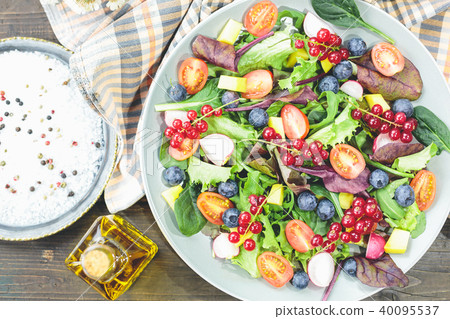 Fresh salad Fresh salad 40095537
