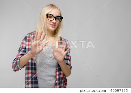 Teenage girl in fashionable clothes Teenage girl in fashionable clothes 40097555