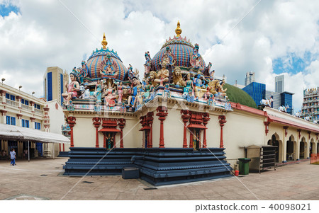 Sri Mariamman Hindu Temple in Chinatown, Singapore Sri Mariamman Hindu Temple in Chinatown, Singapore 40098021
