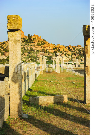 Market complex of Vitthala temple in Hampi, India Market complex of Vitthala temple in Hampi, India 40098028