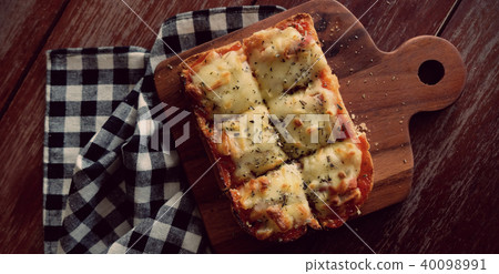 Pizza toasted bread ham cheese homeade Pizza toasted bread ham cheese homeade 40098991