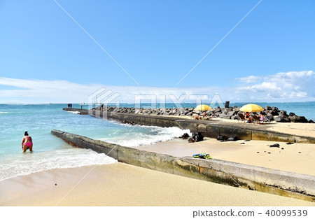 Holidays in Hawaii 40099539