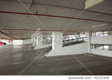 Parking Building of Suandok Park. Parking Building of Suandok Park. 40101980