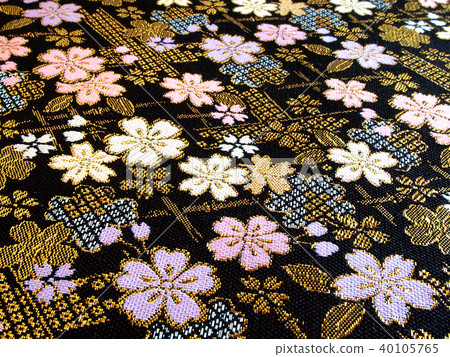 用金編織的櫻花圖案的西神織 40105765