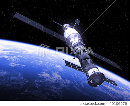 Spasecraft And Space Station In Space Spasecraft And Space Station In Space 40106976