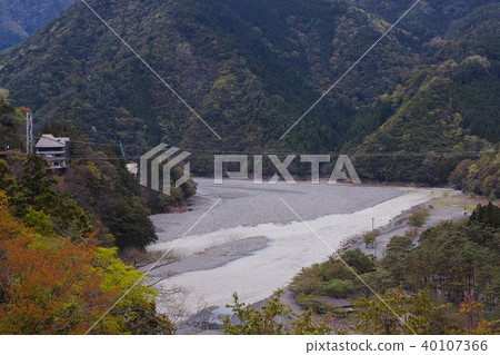 [Nara Prefecture/Sightseeing Spot] Tanize Suspension Bridge (Tanise Suspension Bridge/Yase Bridge) 40107366