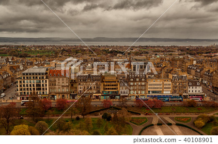 Edinburgh downtown and historic center Edinburgh downtown and historic center 40108901
