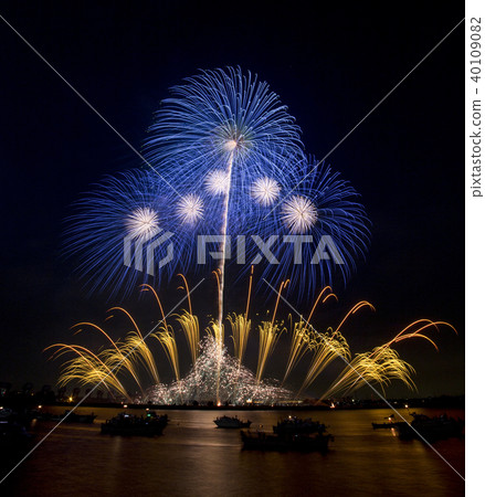 Kuwana Suido Fireworks Festival 40109082