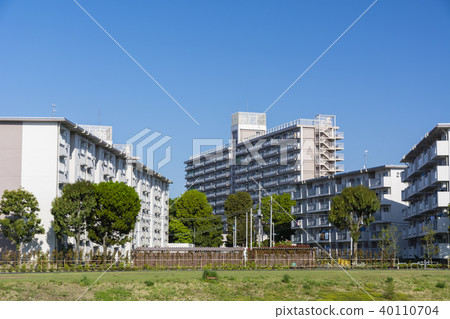 早上的公共住宅區 40110704