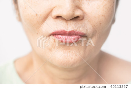 wrinkled of old asian woman skin 40113237