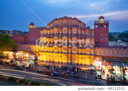 Hawa Mahal on evening, Jaipur, Rajasthan, India. 40113331