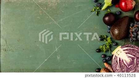 Healthy fruits and vegetables Healthy fruits and vegetables 40113528