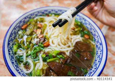 Lamian a Chinese traditional noodle food. 40114341