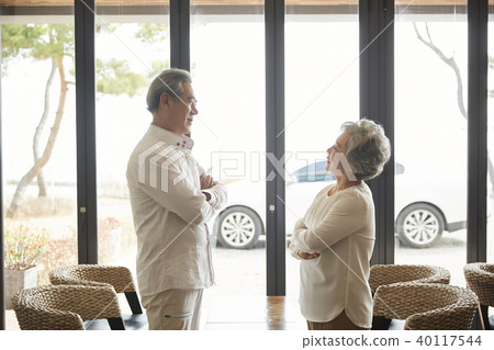 生活,老夫妻,丈夫,妻子,在一起 生活,老夫妻,丈夫,妻子,在一起 40117544
