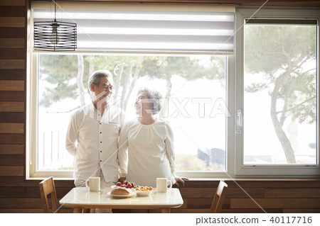 生活，老夫妻，丈夫，妻子，在一起 40117716