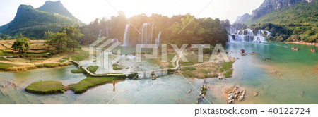 Ban Gioc waterfall in north of Vietnam 40122724