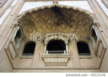 Bottom View of Balcony 40125148