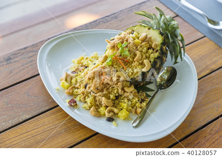 Fried rice in pineapple Thai style 40128057
