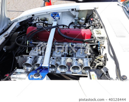 Fairlady 240 ZG 6-cylinder engine room 40128444